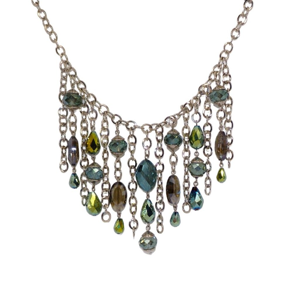 Sparkling green glass bead necklace in a fringe beaded necklace design